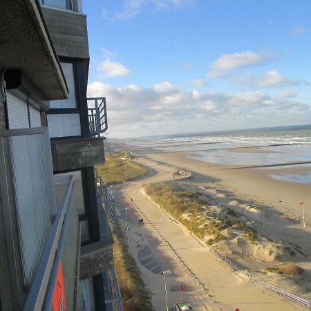 Studio On The Beach With Sea View 米德尔克尔克 外观 照片